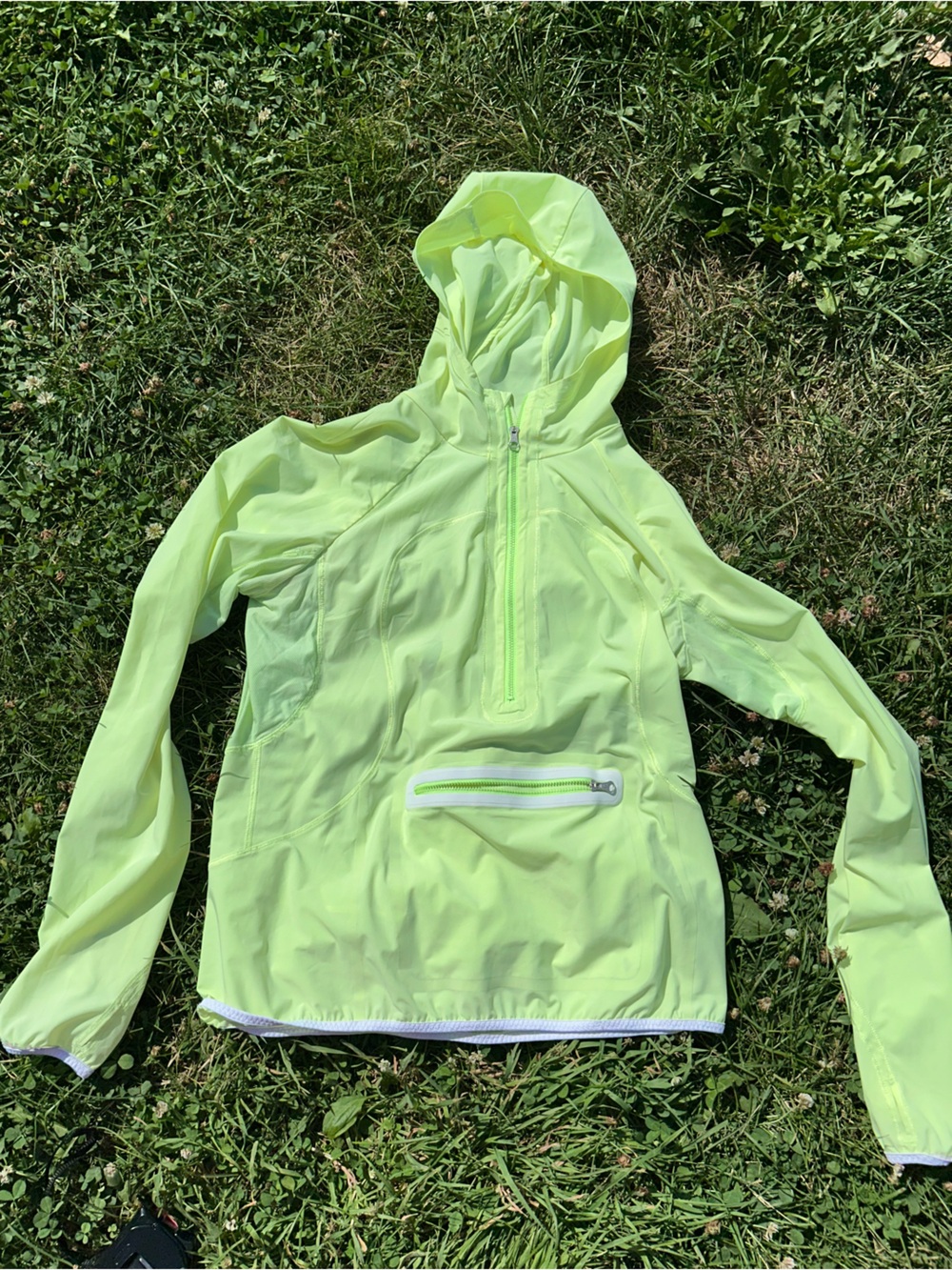Lululemon Neon Yellow Hooded Running Jacket Windbreaker Size 8